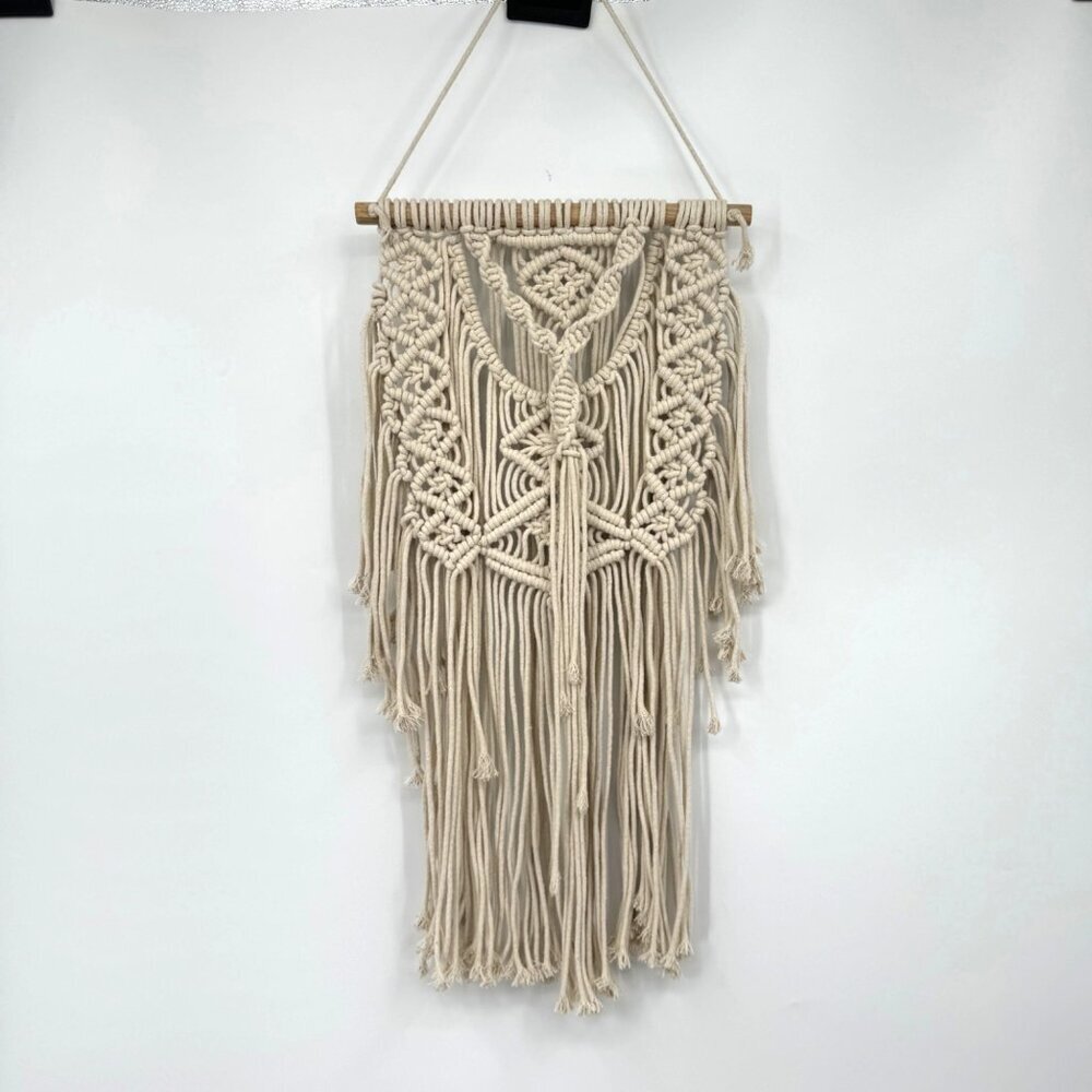 Medium Macrame Wall Hanging, Macrame Feathers Wall Hanging, Macrame Tapestry Wal